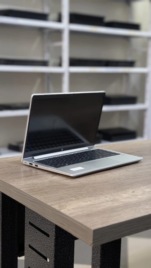 HP Probook 445 G9