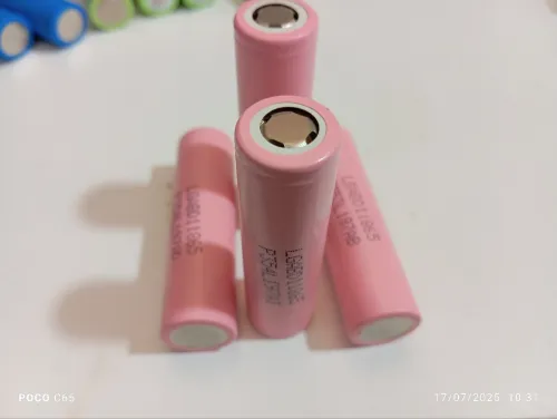 Piles rechargeable Lithium LG 18650 3000mAh Original