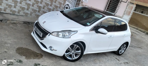 Peugeot 208 2013 Allure
