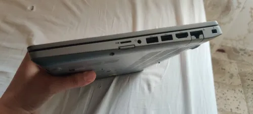 Laptop Dell écran tactile i5 vpro 10gen 16/256
