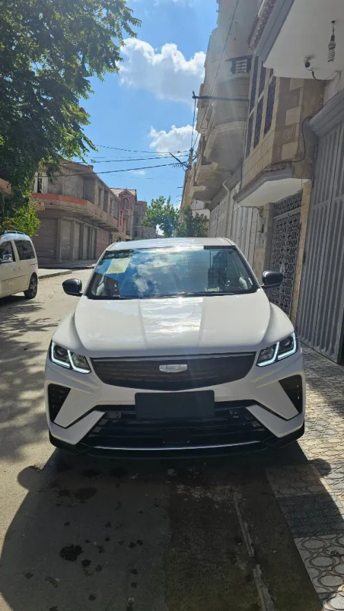 Geely Coolray 2025 