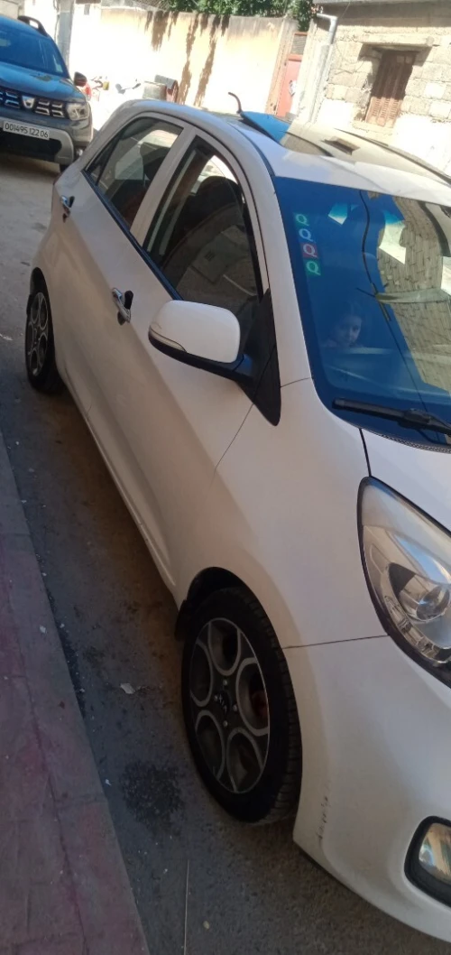 Kia Brasilia la tout options 2015 Brasilia la tout options
