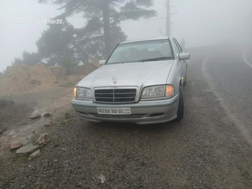 Mercedes Classe C 2000 W202