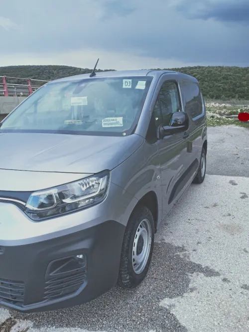 Fiat Doblo 2024 Tola