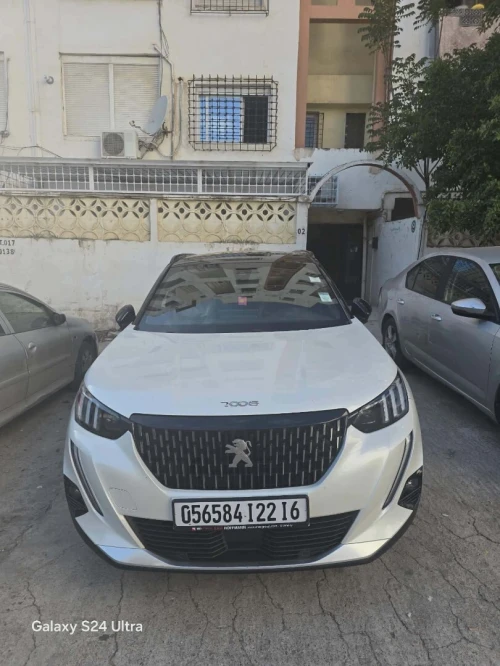 Peugeot 2008 2022 