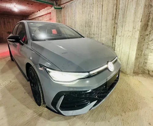 Volkswagen Golf 8 2026 R Black Edition 