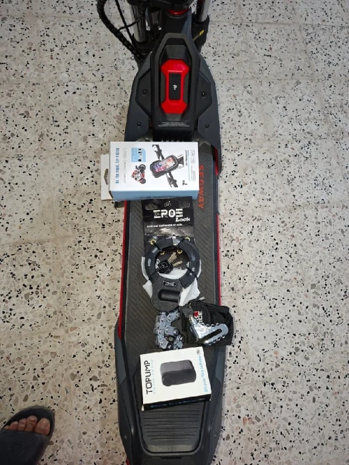 Segway eKickScooter  ZT3 Pro Segway eKickScooter  ZT3 Pro 2025