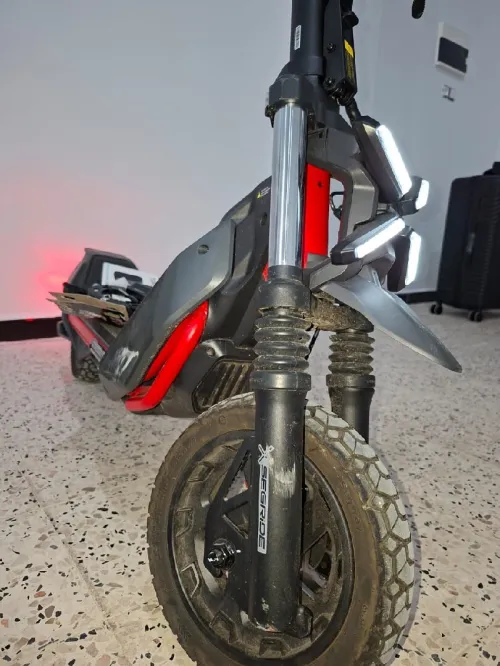 Segway eKickScooter  ZT3 Pro Segway eKickScooter  ZT3 Pro 2025