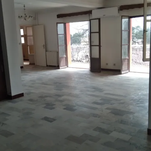 Location Appartement Niveau de villa F6 Alger Bouzareah