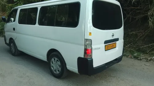 Nissan URVAN 2008