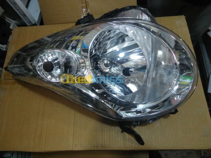 phare,feu arrier suzuki celerio