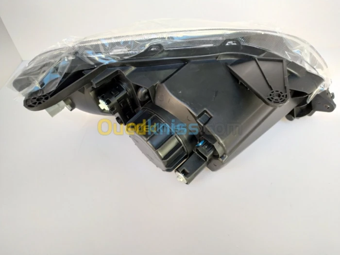 PHARE VOLEEX C30
