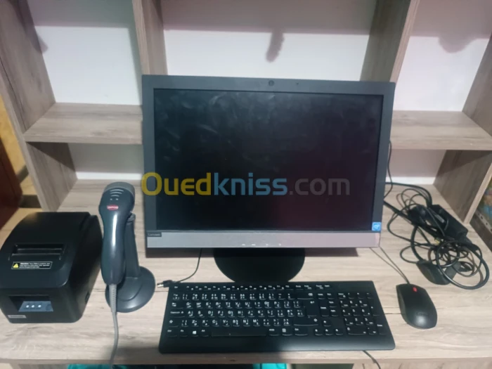 Pc et logiciel commercial erimprimante ticket et code barre et scan prix et