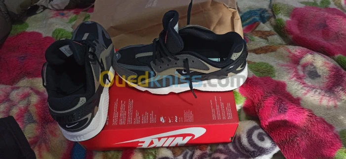 Air huarache runner Ref DZ 3306 003 original 2023 habta caba