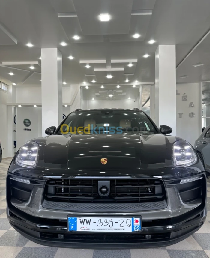Porsche Macan 2024 Macan T