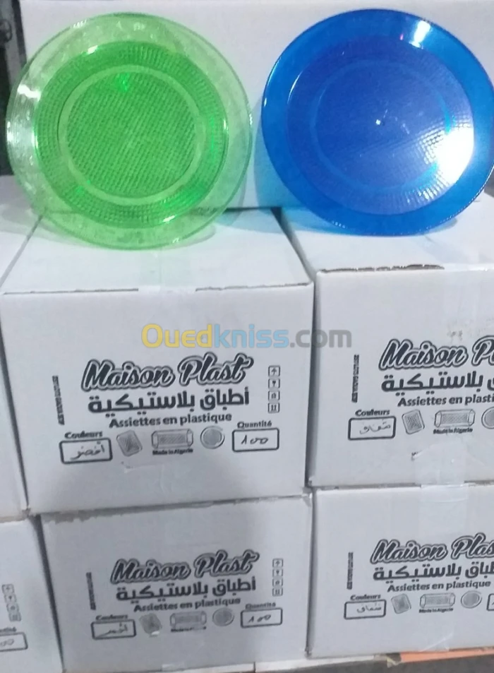 طبق بلاستيك assiette en plastique