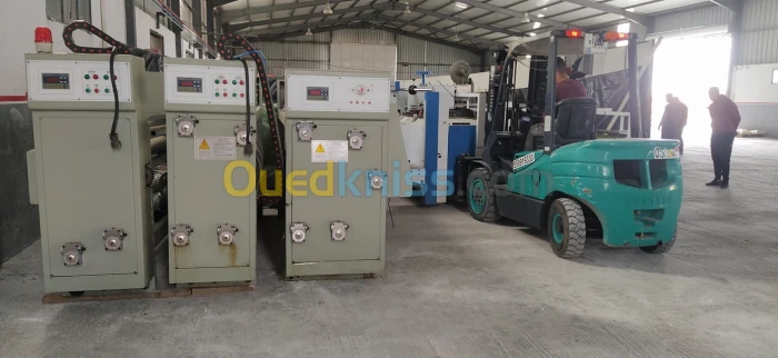 Machine carton impression découpe آلة صناعة كرطون طباعة وقص الكرطون