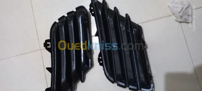 Cache anti brouillard d'origine 207