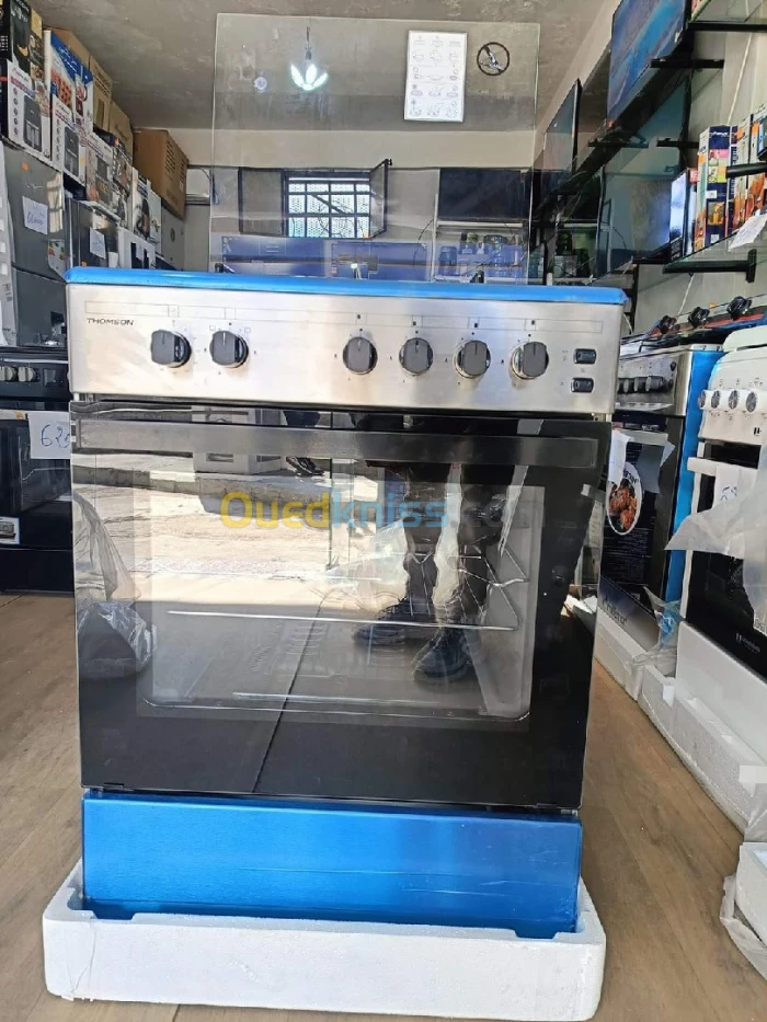 Cuisinière thomson four ventilé inox 4 feux fonte