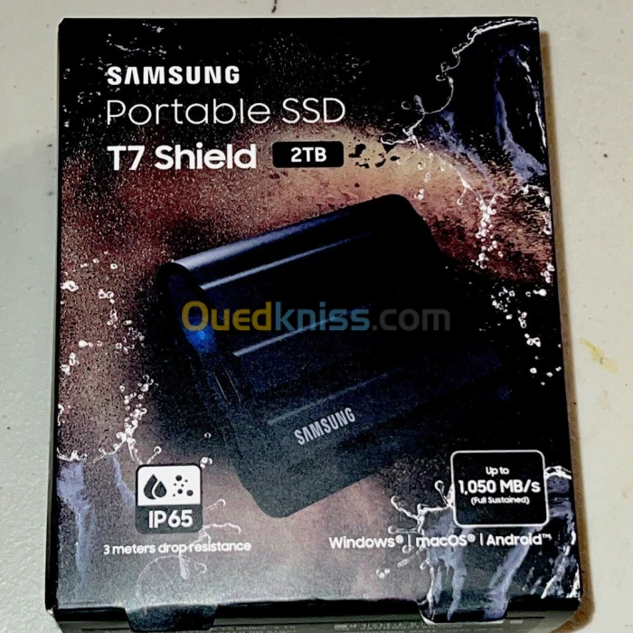 Samsung Portable SSD T7 Shield - 2TB - Externe - USB 3.2 Type C - 1050 Mo/S