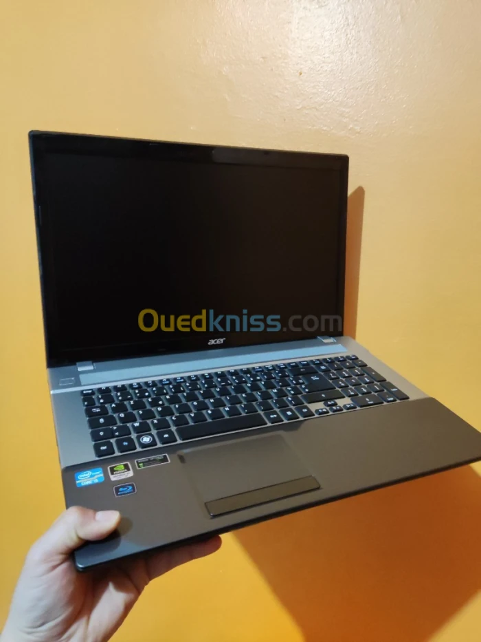 Acer Aspire V3-771G