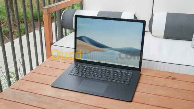 MICROSOFT SURFACE LAPTOP 4 AMD Ryzen 5 Microsoft Surface ® Edition (12 CPUs) 2.2GH 8GO 256GO SSD