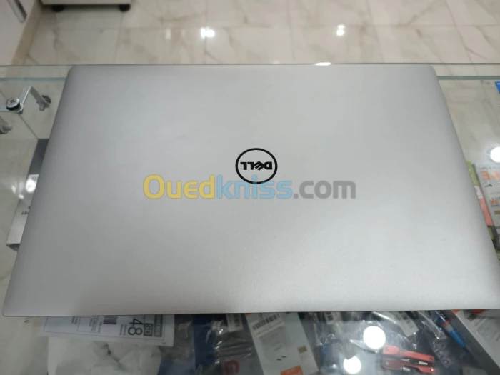 DELL PRECISION 5520 I7-7EME VGA QUADRO M1200 4G DDR5