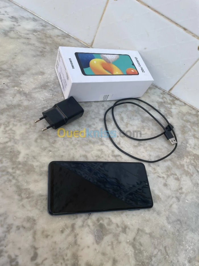 Samsung M32