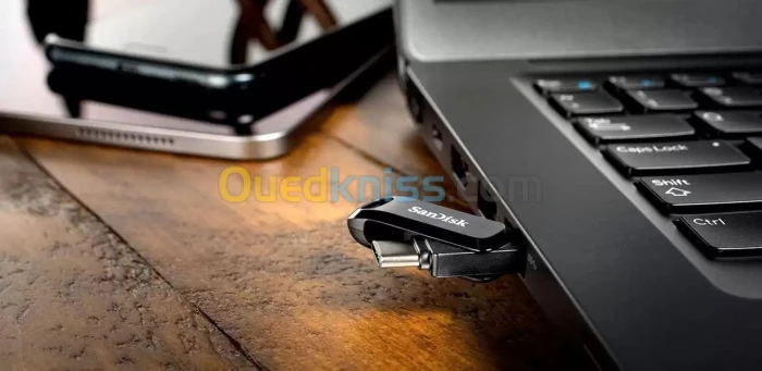 FLASH DISQUE SANDISK ULTRA USB TYPE C 64 GO
