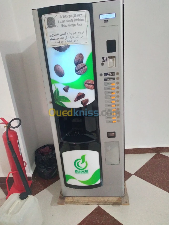 Distributeur automatique BIANCHI L400 SOLUBLE