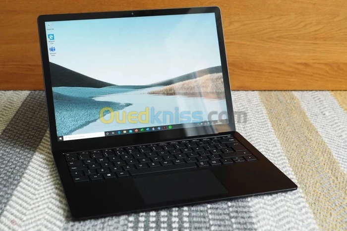 Microsoft Surface Laptop 3 (13'', 8 Go RAM, 256 Go)