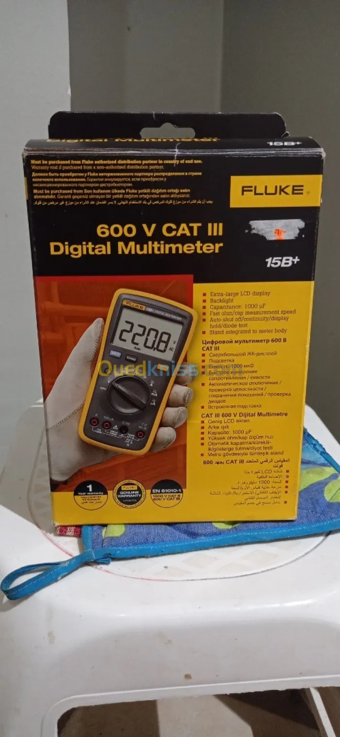Multimètre digital 