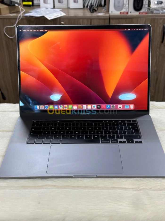 MACBOOK PRO RETINA 16 TOUCHBAR 2019 I9 2.3GHZ 16GO 1TO SSD AMD RADEON PRO 5500M 4GO