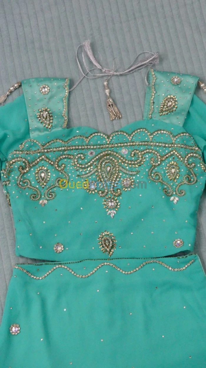 Tenue tunisienne