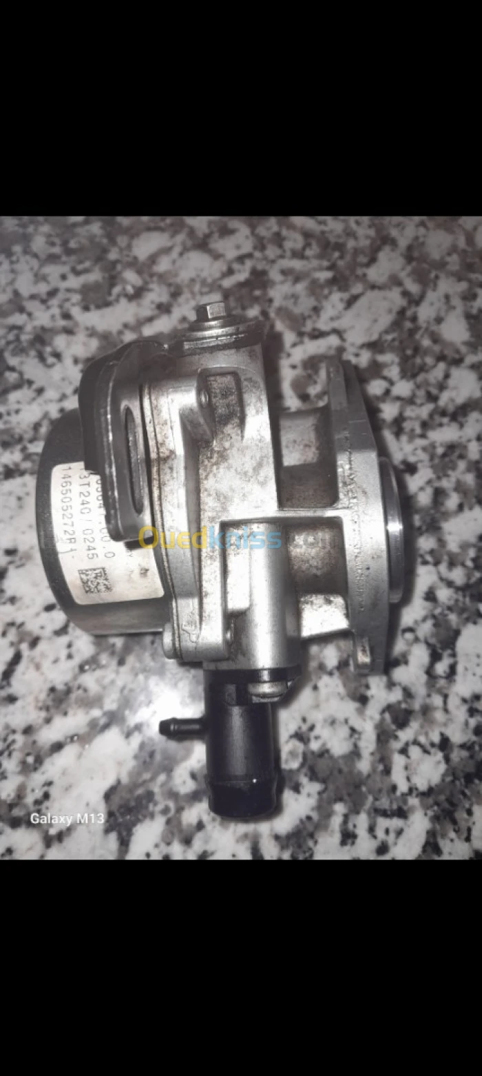 Pompe a vide clio 4 dci