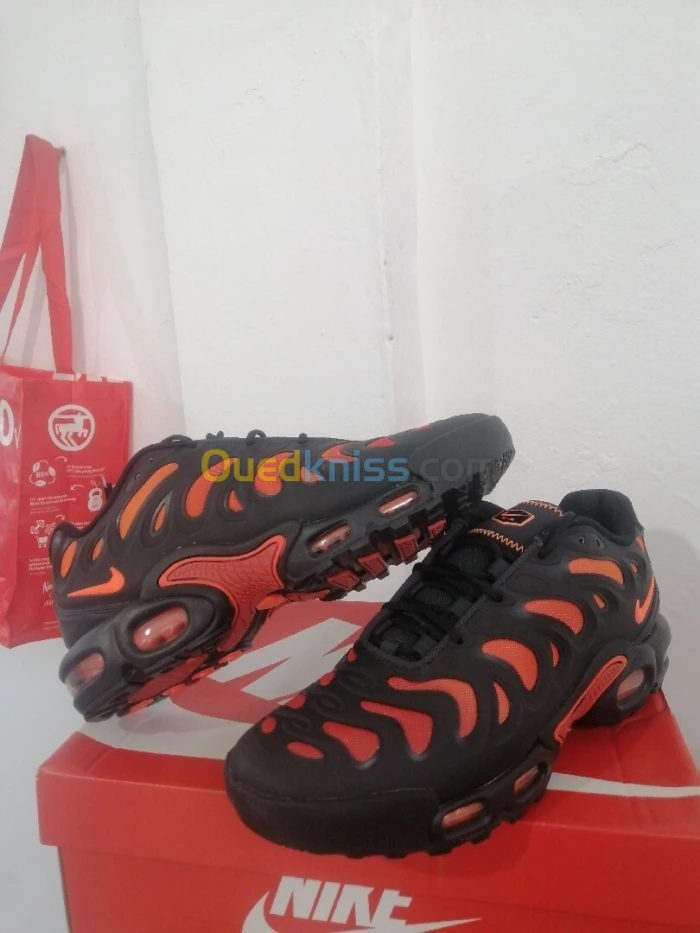 Nike tn air max plus drift collection 2024