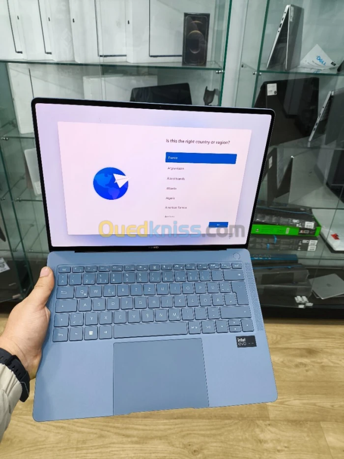 HUAWEI MATEBOOK X PRO ULTRA PREMIUM EDITION ULTRA 9 185H/32G DDR5/2T SSD/14.2 OLED 120HZ 4K TACTILE