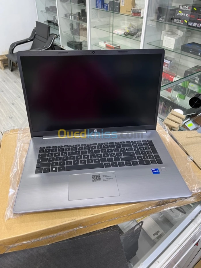 HP NOTEBOOK 470 G8 I7-11TH 1000 SSD 16 RAM NEUF DANS LA BOITE