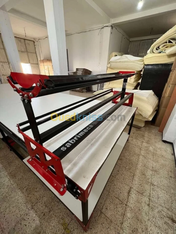 Table a matelasser طاولة فصالة