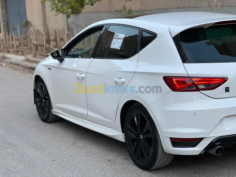 Seat Leon 2015 LINEA R+ 3