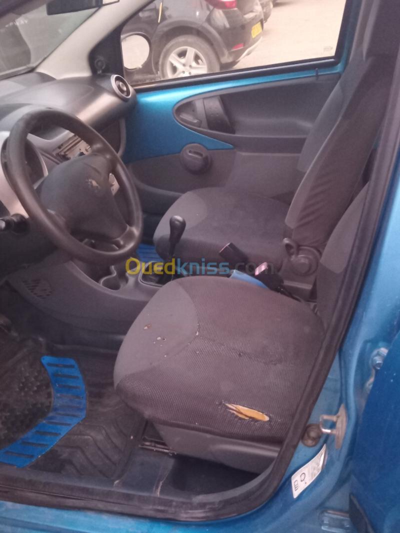 Peugeot 107 2008  8