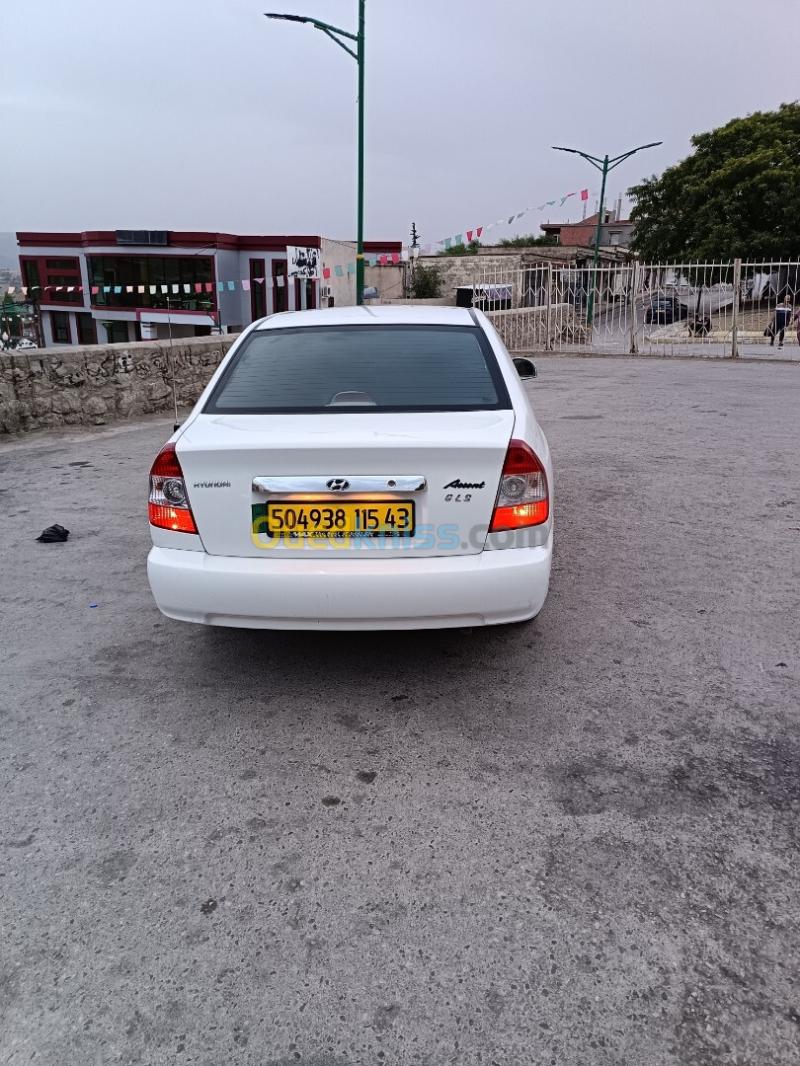 Hyundai Accent 2015 GLS 2