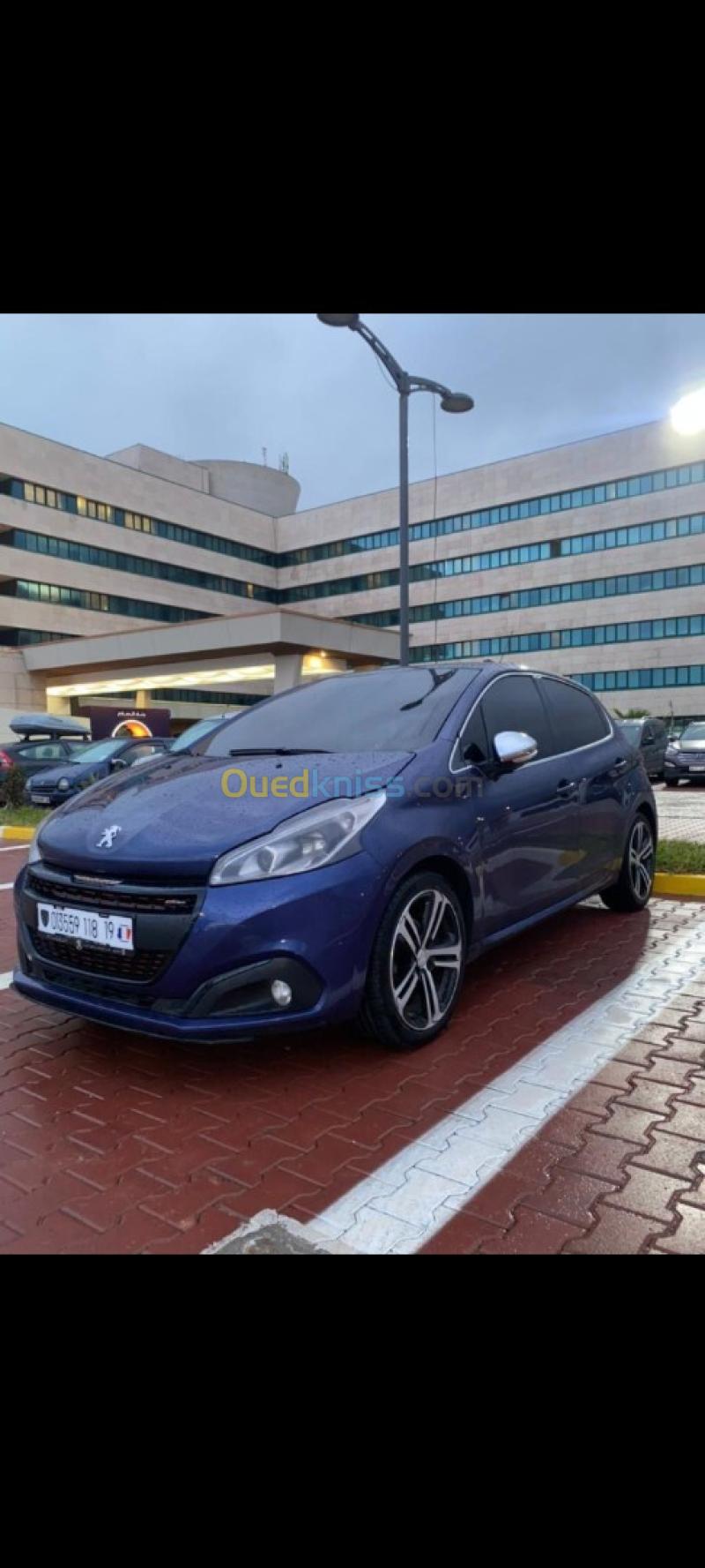 Peugeot 208 2018 GT Line 14