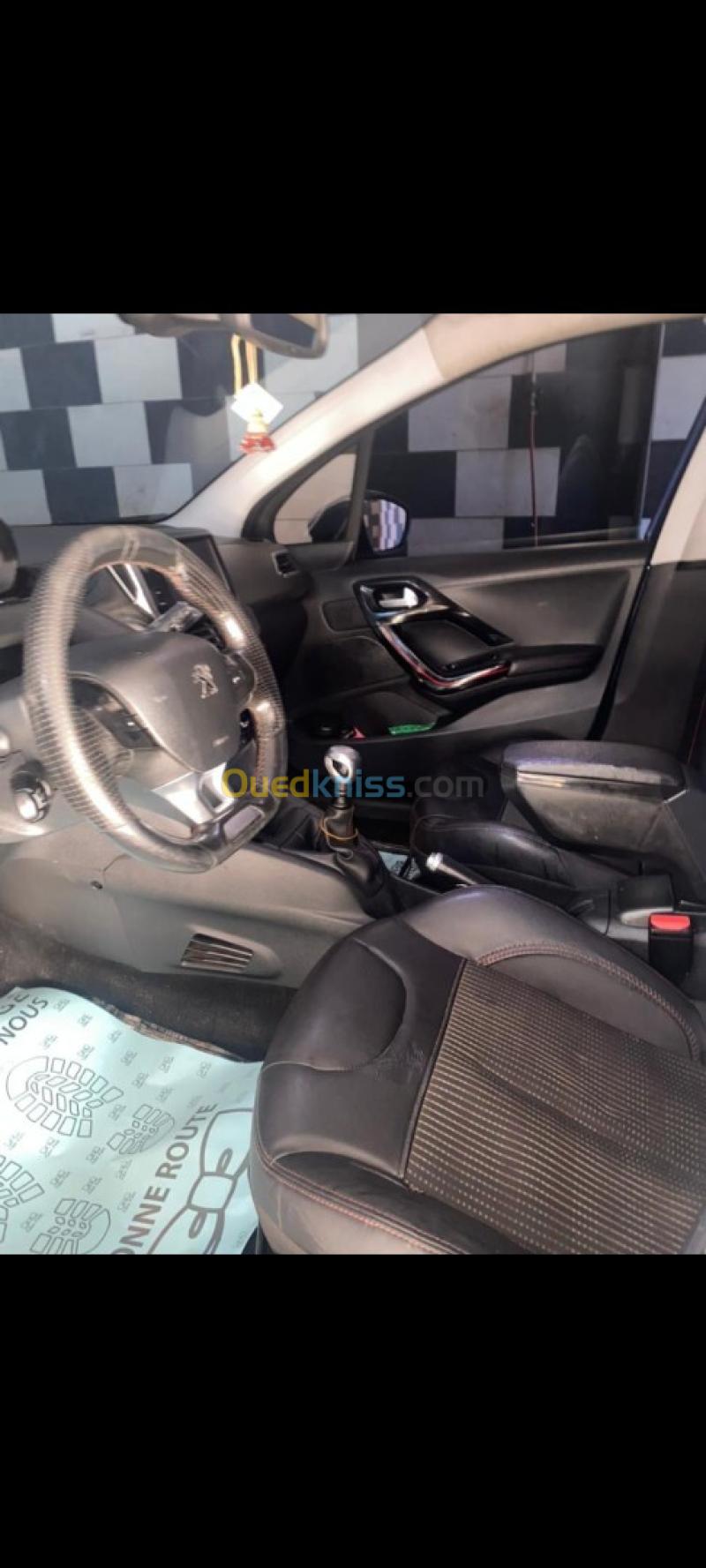 Peugeot 208 2018 GT Line 8