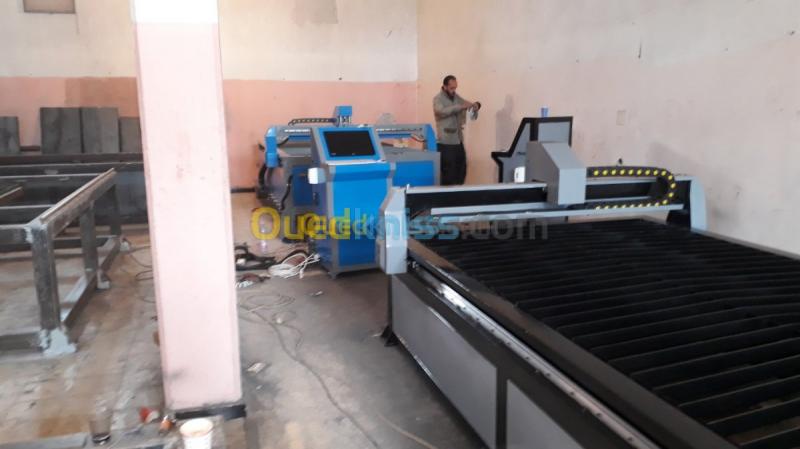  FABRICATION DE MACHINES CNC