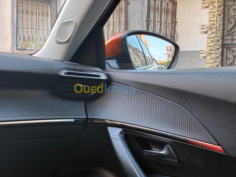 Peugeot 2008 2021  8