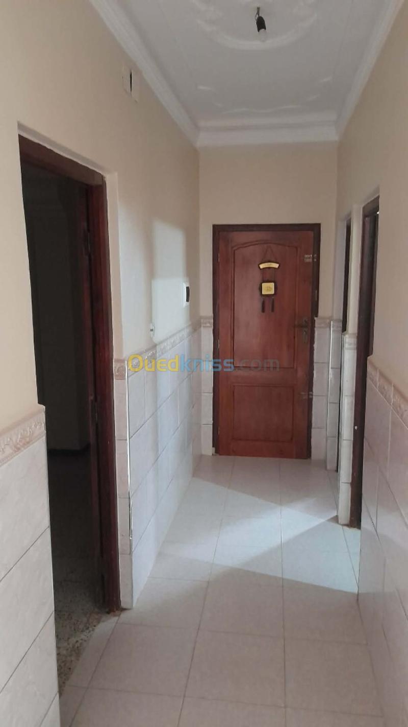 Location Appartement Niveau de villa F3 Tipaza Cherchell 3