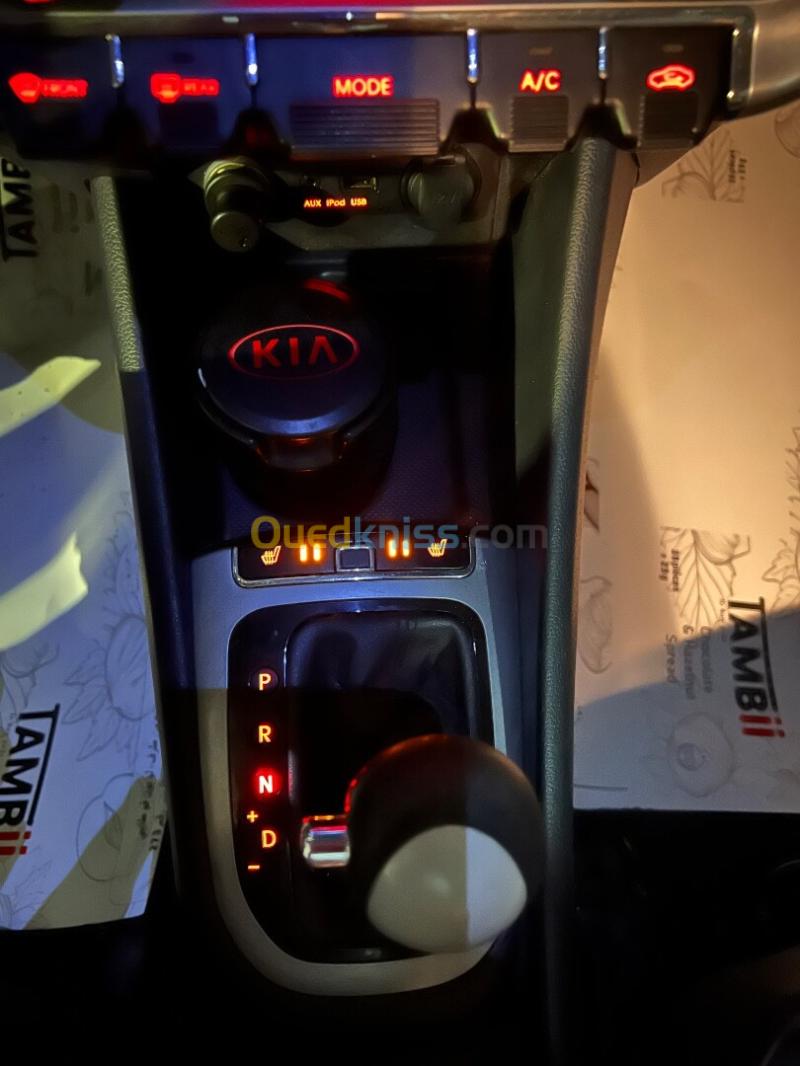 Kia Rio 5 portes 2015  8