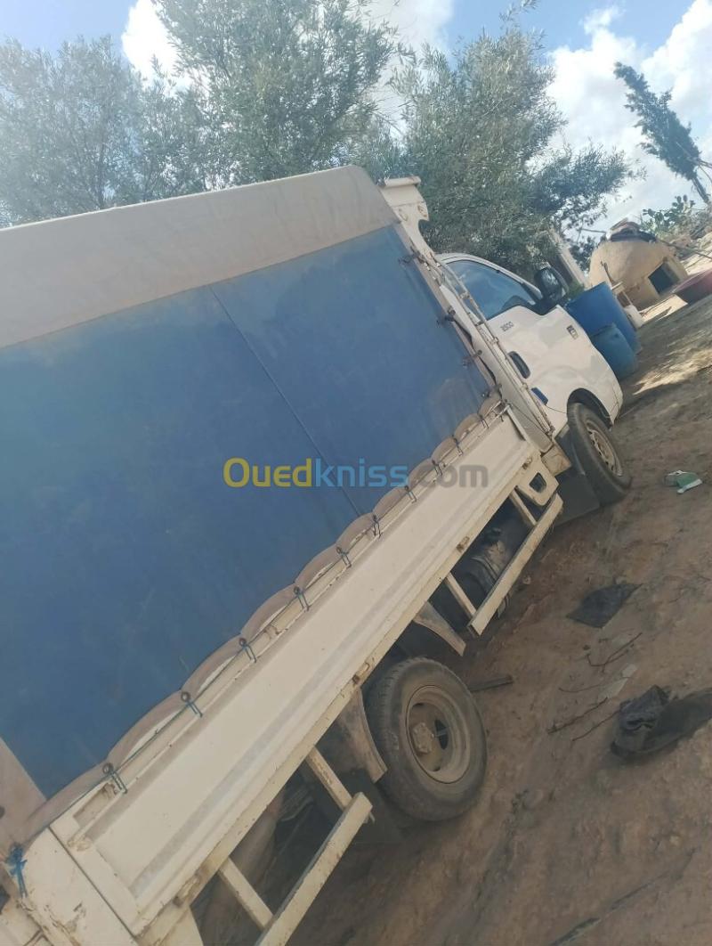 Kia K2500 2019 K2500 4