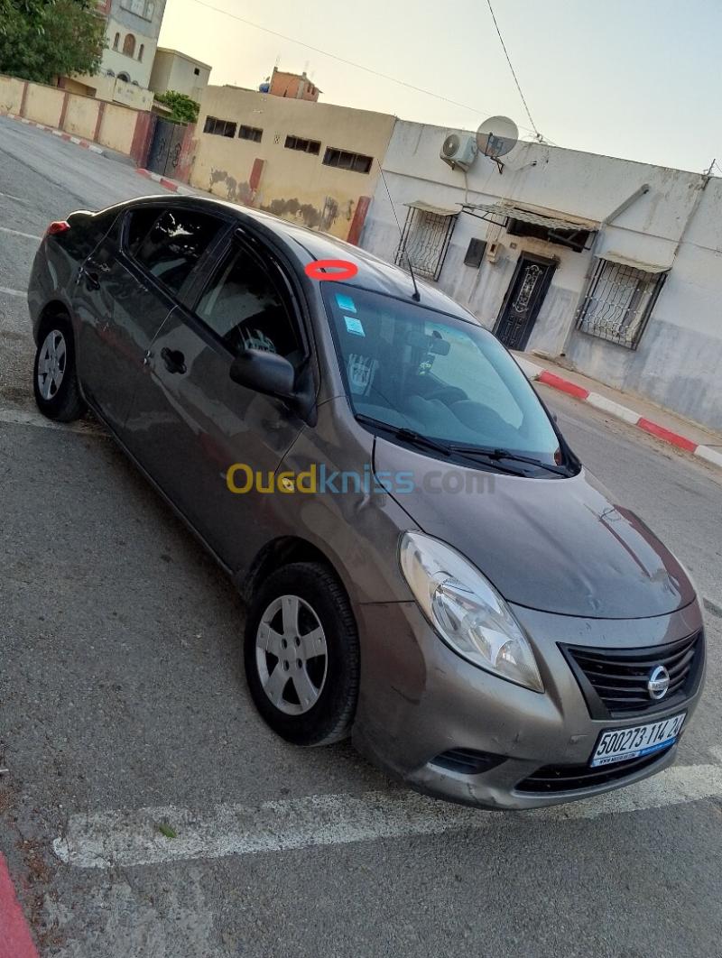 Nissan ساني 2014  16